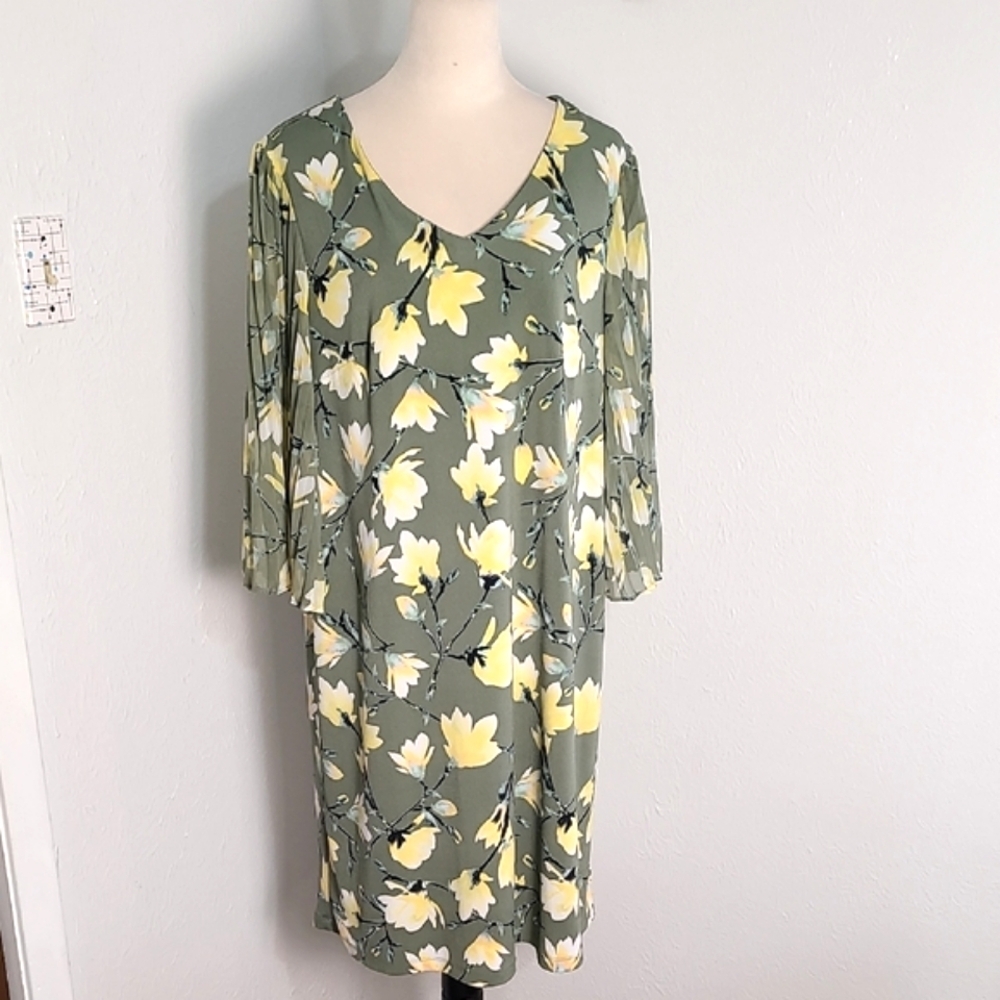 Est. 1946 Sage Green Dress Yellow Flowers, Wide Sheer Pleated Sleeves, Sz 14/16W